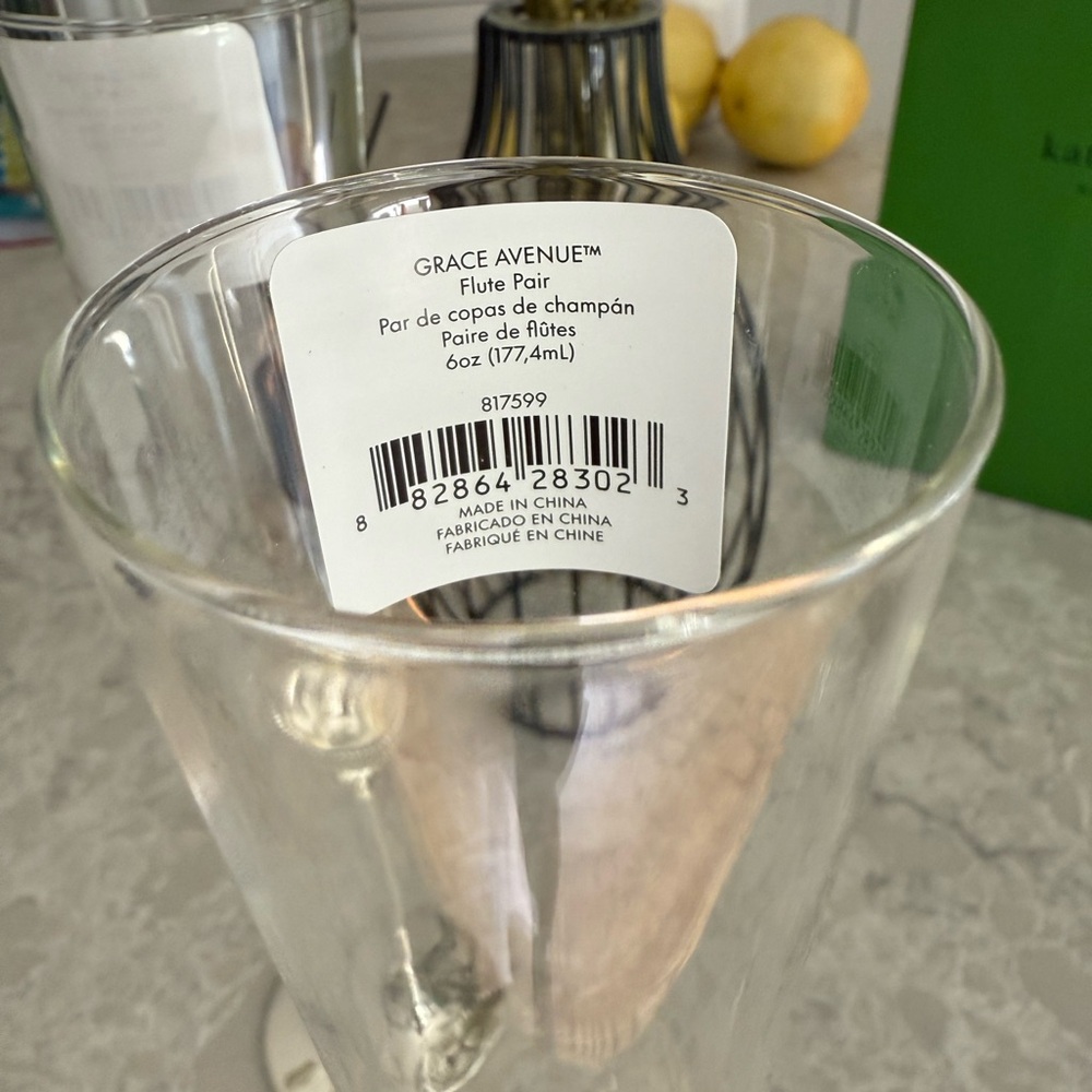 Kate Spade Grace Avenue champagne flutes - Picture 5 of 5